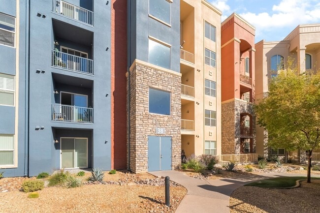 Building Photo - Modern Condo Living with Luxury Finishes in a Gated Community!