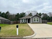 Building Photo - 95 Bernice St