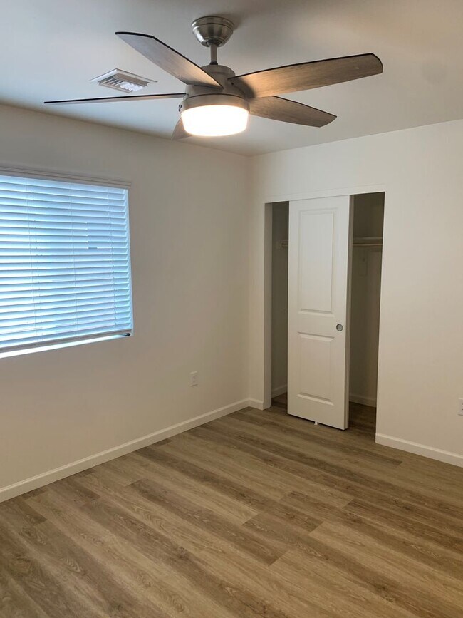 Building Photo - 2486 S Clovis Place-