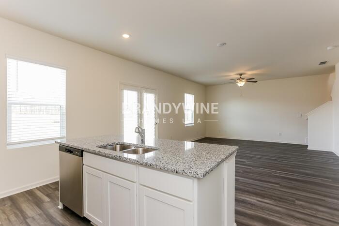 Building Photo - 84 Rowlett Pl