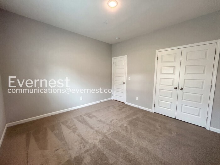 Building Photo - 1307 Ventura Ln