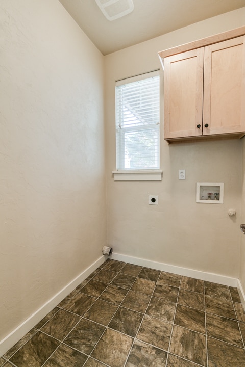 Building Photo - 2467 Mountain Terrace