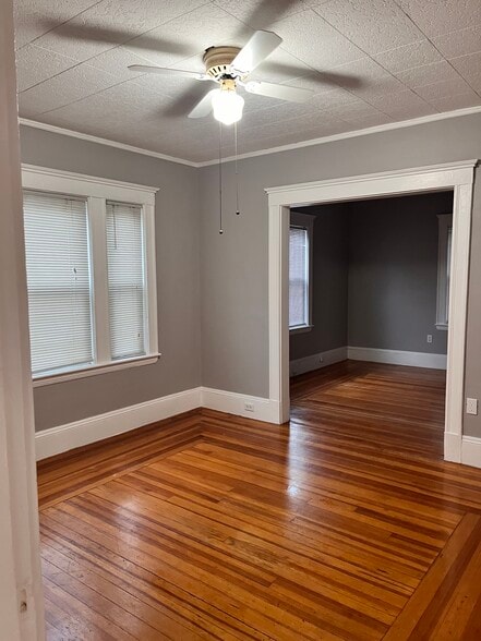 Building Photo - 32 Chubbuck St