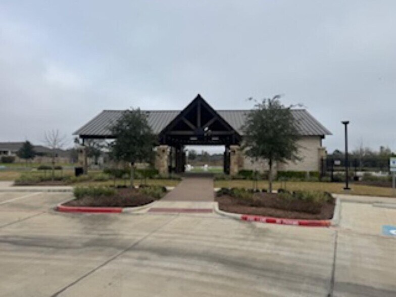 Building Photo - 19293 Hazel Firs Ln