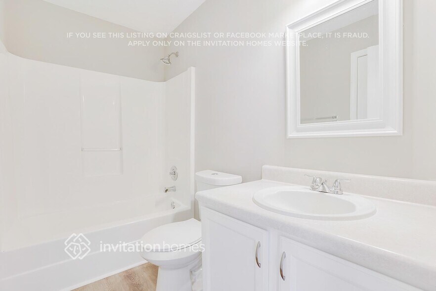 Building Photo - 2186 Ramblewood Cir