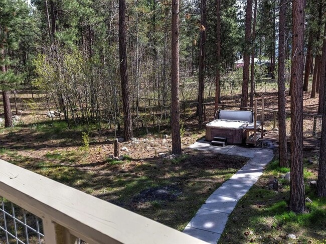 Building Photo - Beautiful spacious 3 bed, 3 bath home situated on 2.53 private acres in Stevensville.