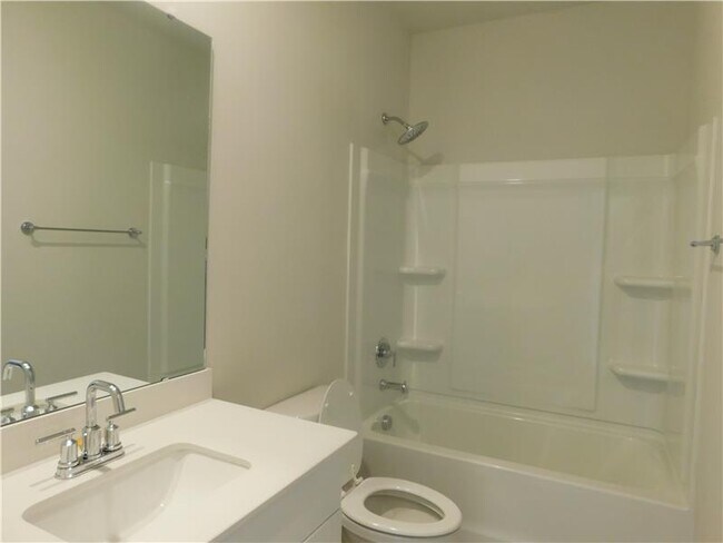 Building Photo - 976 Maya Layne Dr