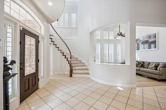 Building Photo - 3047 Bonnebridge Way Blvd