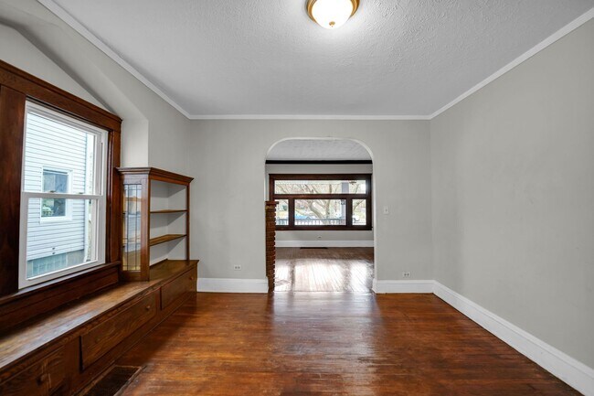 Building Photo - 1355 West Blvd