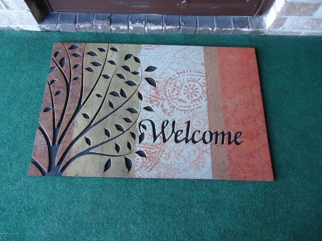 Building Photo - 142 Cross Slope Ct