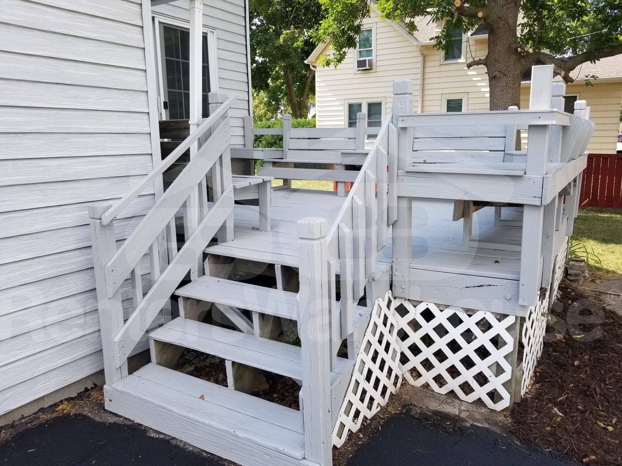 Building Photo - 616 2nd St NE