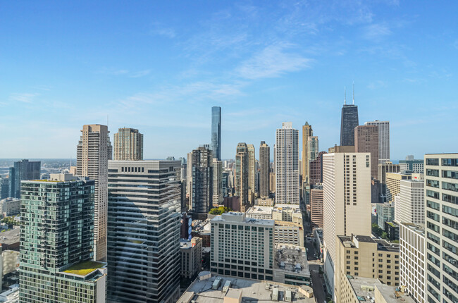 Building Photo - 405 N Wabash Ave