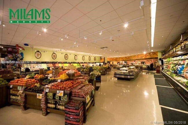 Building Photo - 17125 N Bay Rd