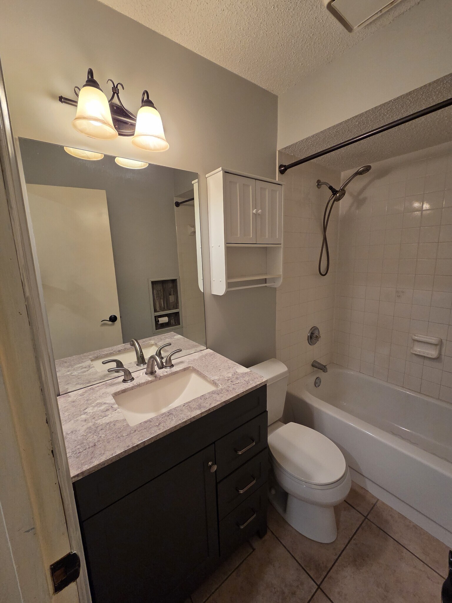 Building Photo - 35120 Whispering Oaks Blvd