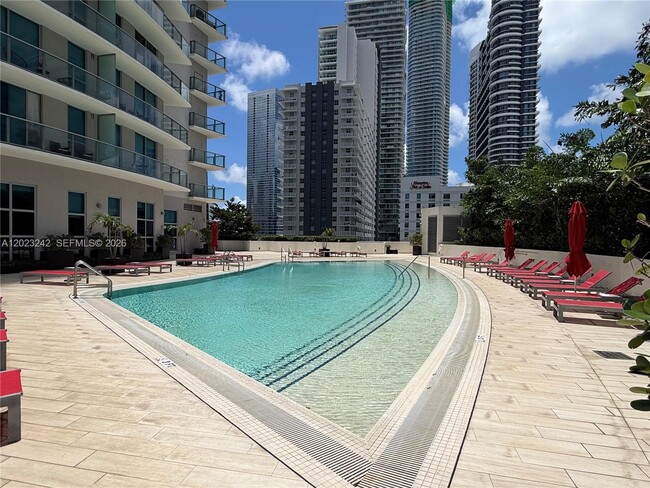 Building Photo - 1100 S Miami Ave