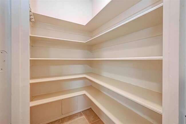 Building Photo - 19802 River Breeze Dr