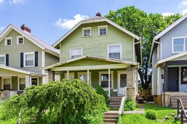 Primary Photo - 1444-1446 Hamlet Street