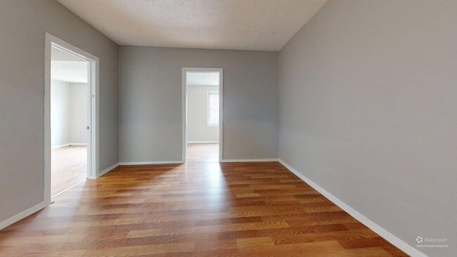 Building Photo - 888 Rondel Rd