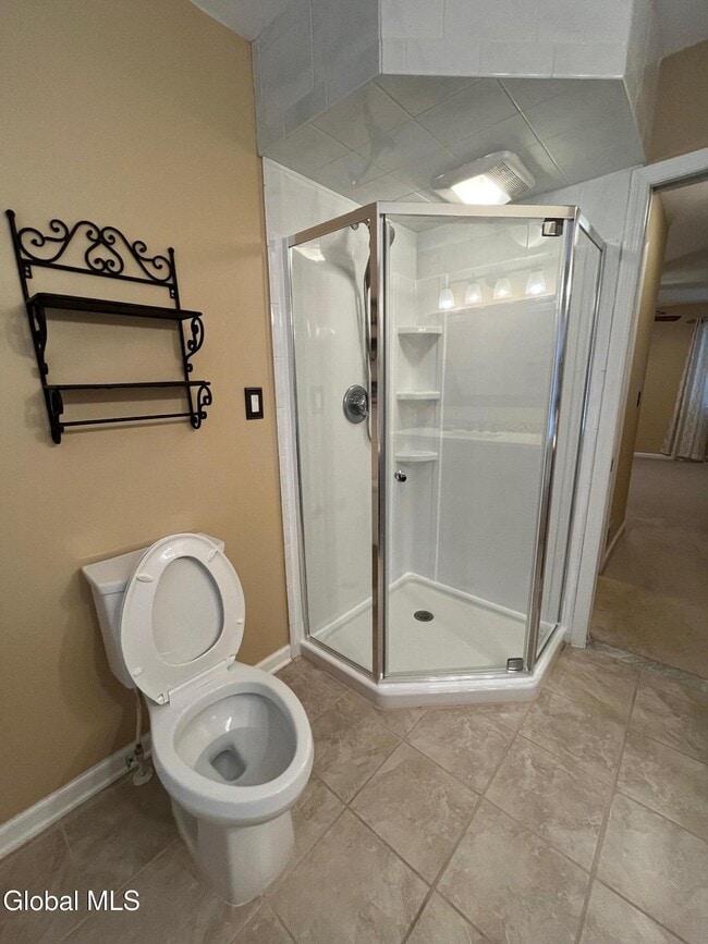 Building Photo - 14 Mallard Dr