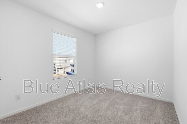 Building Photo - 12200 Steeplechase Dr