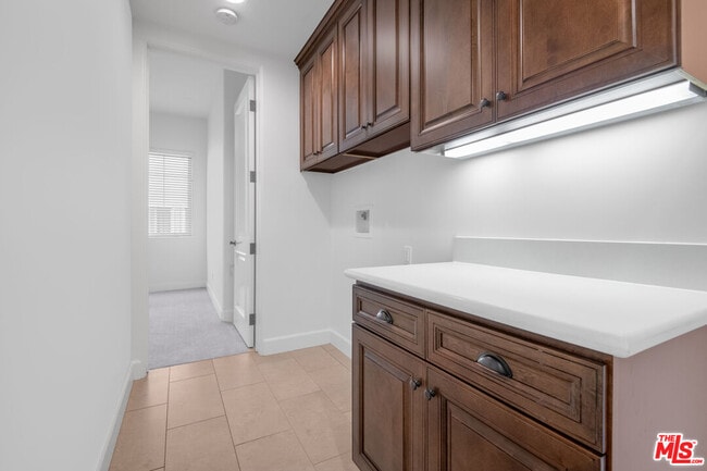 Building Photo - 18326 Columbus Cir