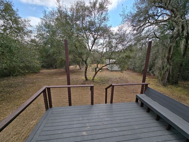 Building Photo - 5527 Lassen St