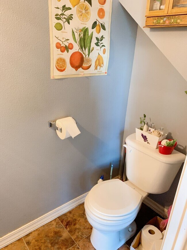 Building Photo - 2430/2434/2436 Pacific Street