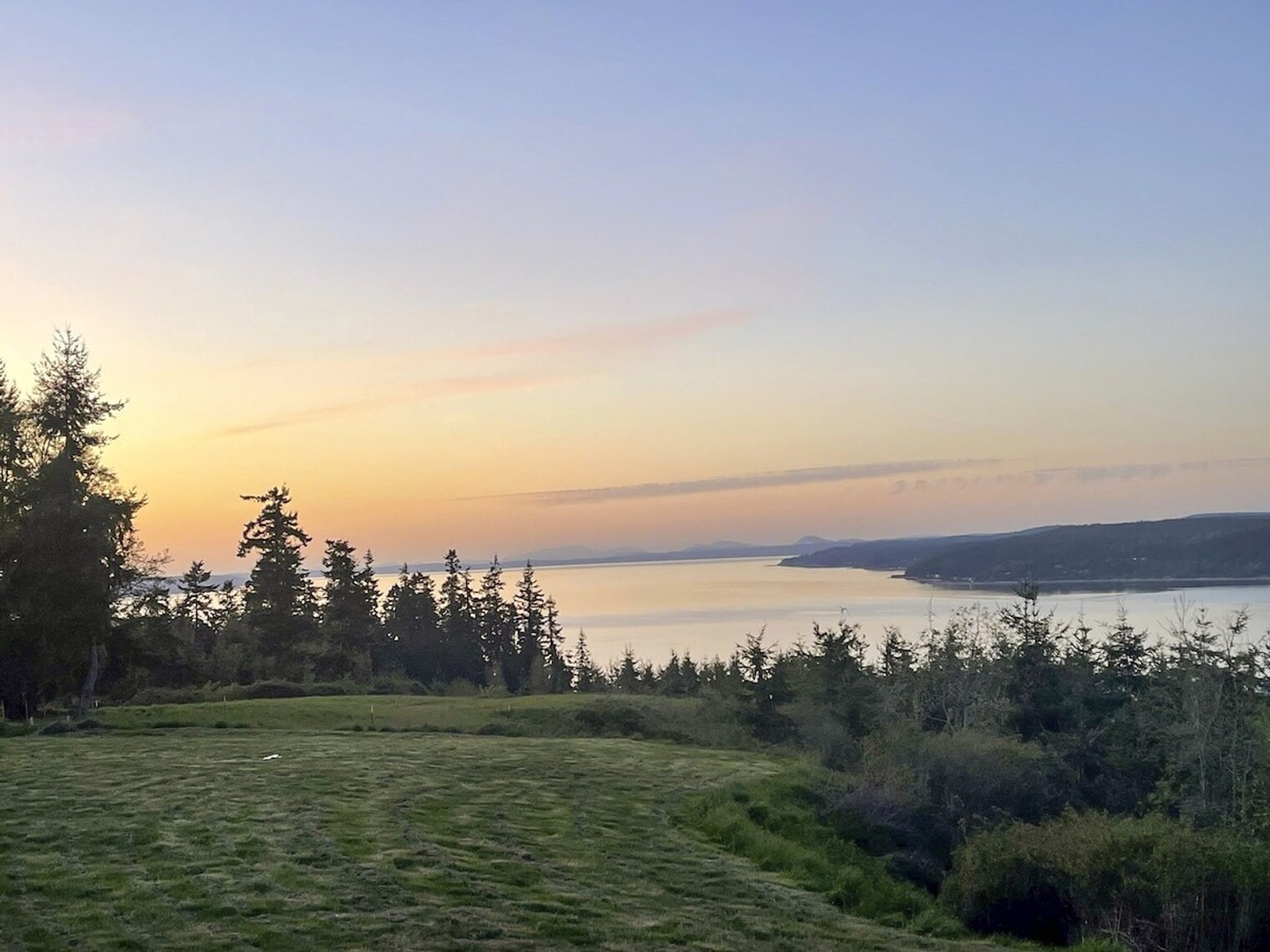 Building Photo - 3355 Saratoga Rd