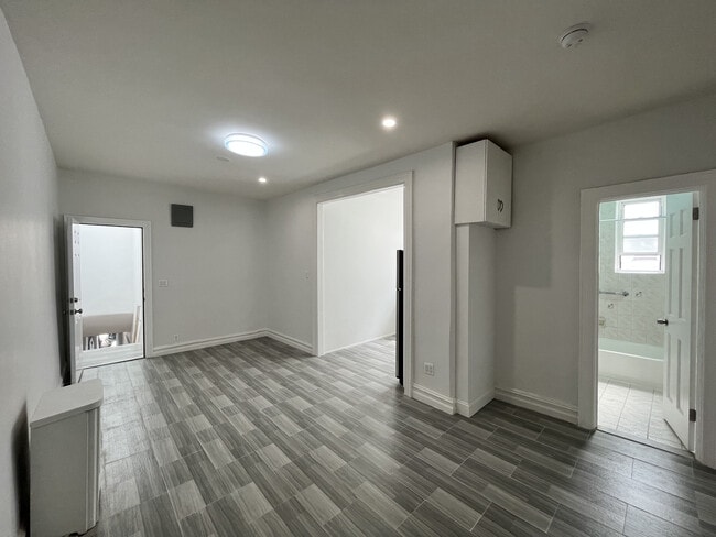 Building Photo - 22 Tehama St