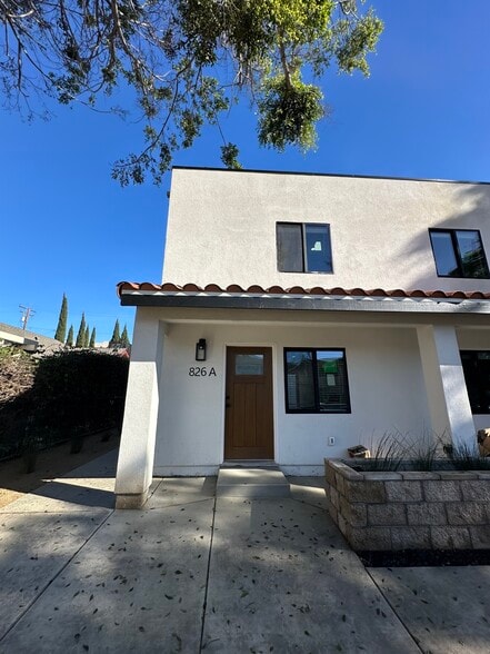 Building Photo - 826 Rose Ave