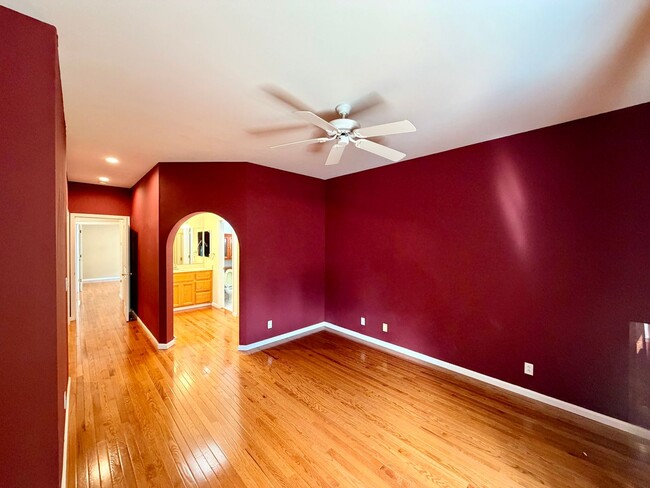 Building Photo - Beautiful 2 Bedroom 2 Bathroom House in Morgan Ranch