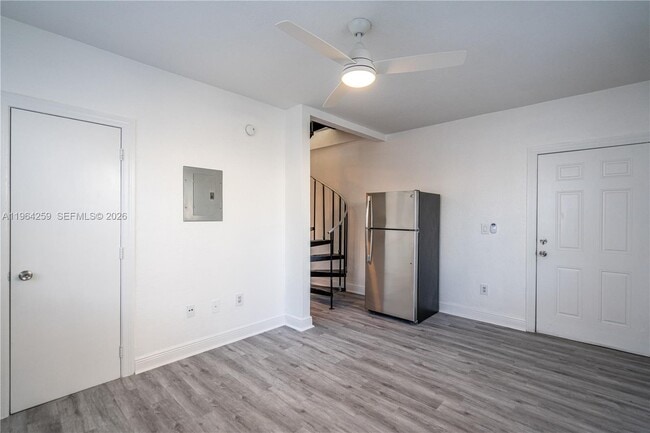 Building Photo - 7315 Carlyle Ave