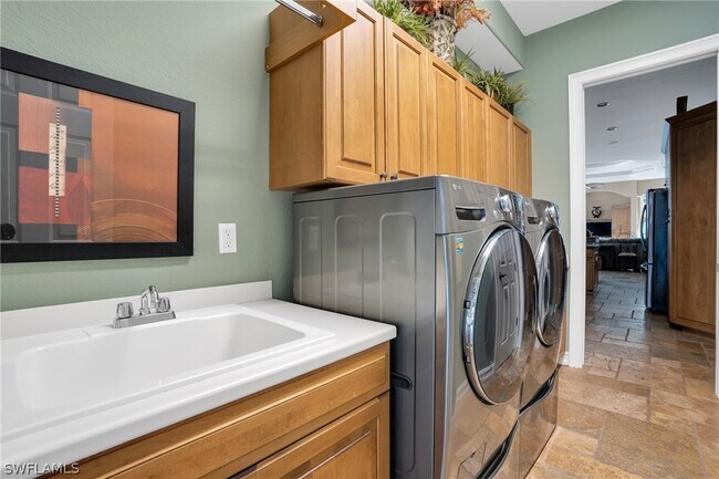 Building Photo - 14862 Tybee Island Dr