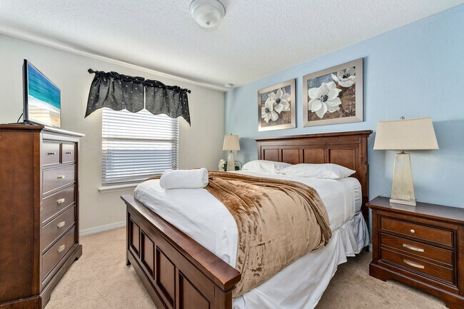 Building Photo - 8845 Rhodes St