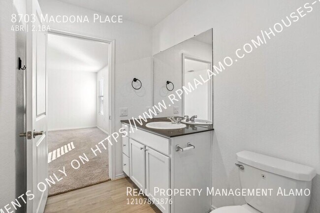 Building Photo - 8703 Macdona Pl