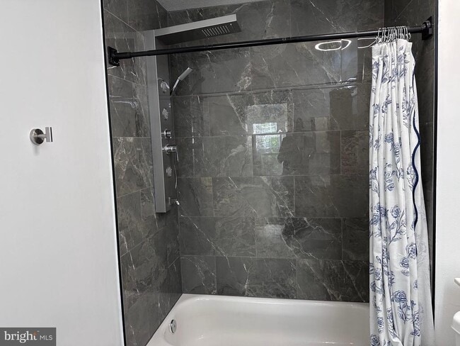 Building Photo - 5960 Millrace Ct
