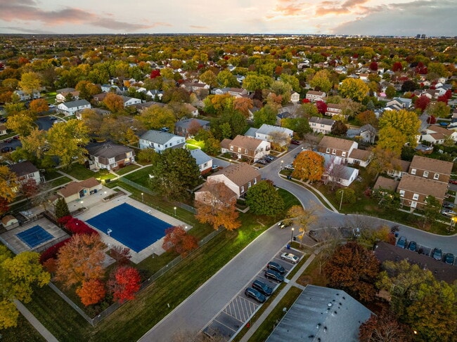 Building Photo - 602 Bryn Mawr Ct