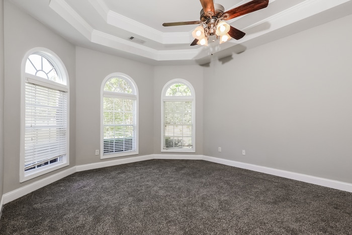 Building Photo - 905 Vandiver Ct