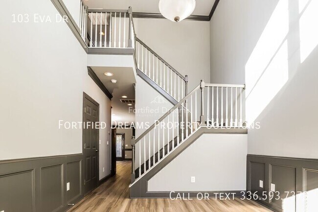 Building Photo - 103 Eva Dr