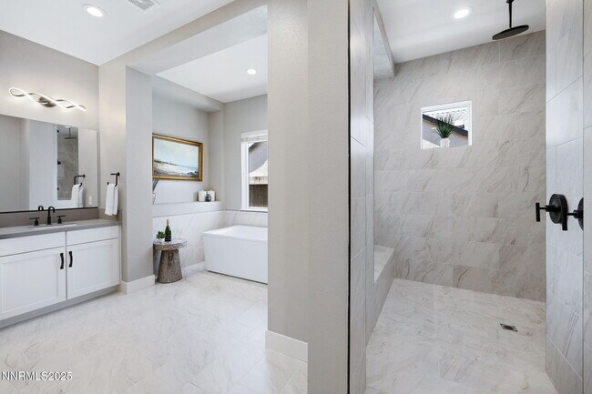 Building Photo - 3060 Feathertop Dr