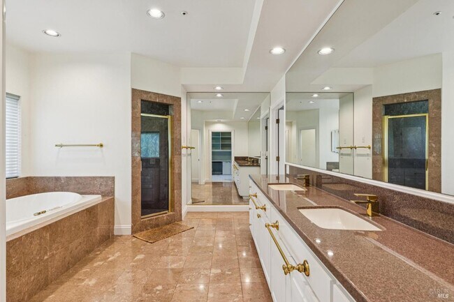 Building Photo - 32 Marin Bay Park Ct