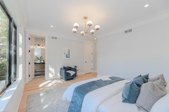 Building Photo - 61 Belmont Ave