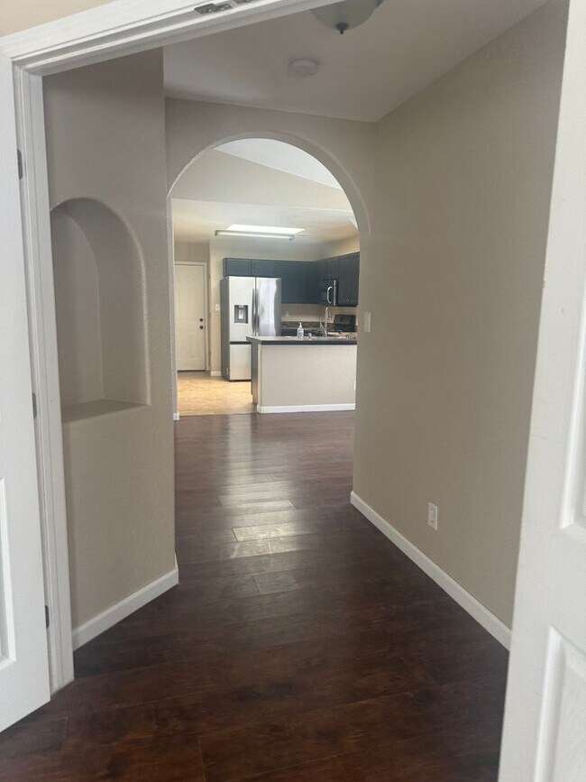 Building Photo - 3401 Misty Meadows Dr NE