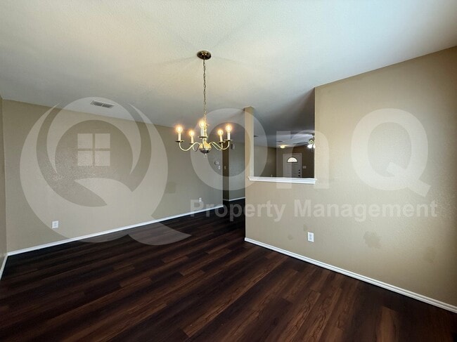 Building Photo - 8956 Preakness Cir