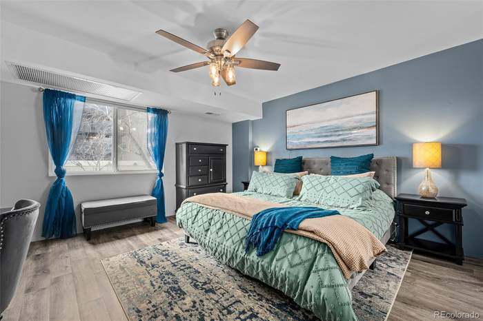 Building Photo - 800 N Washington St