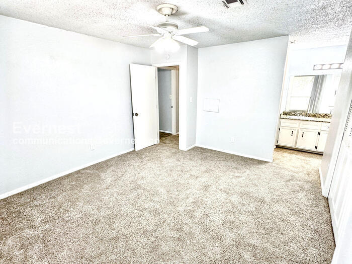 Building Photo - 6502 S 83rd East Ave