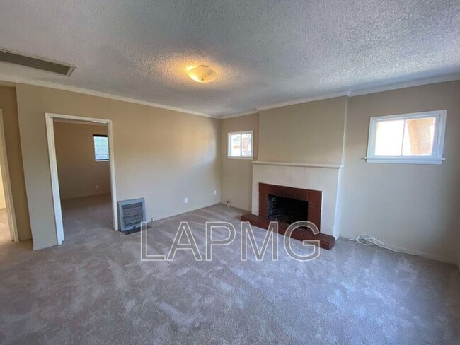 Building Photo - 2215-2217 1/2 S. Curson Avenue