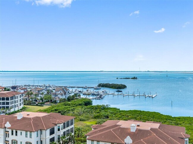 Building Photo - 5823 Bowen Daniel Dr