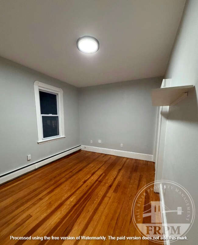 Building Photo - 318 Wood St