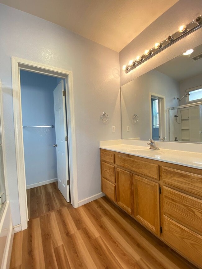 Building Photo - Coming Soon - Natomas 2/2 at Riverdale Nor...